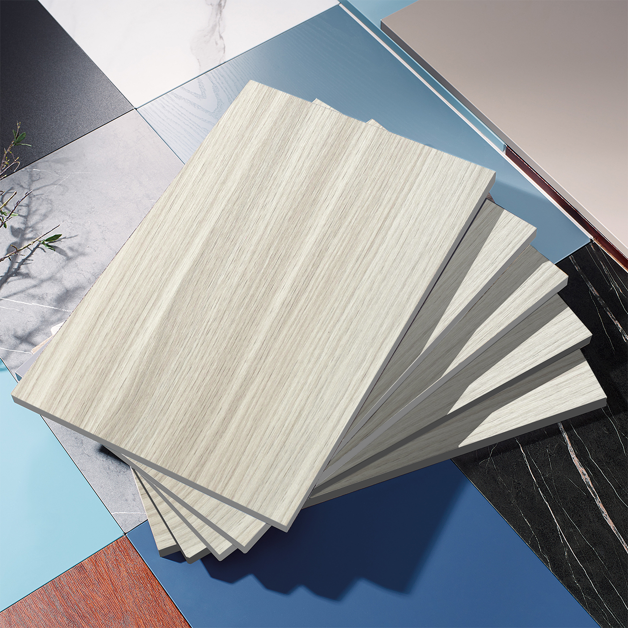 木紋覆膜鍍鋅板